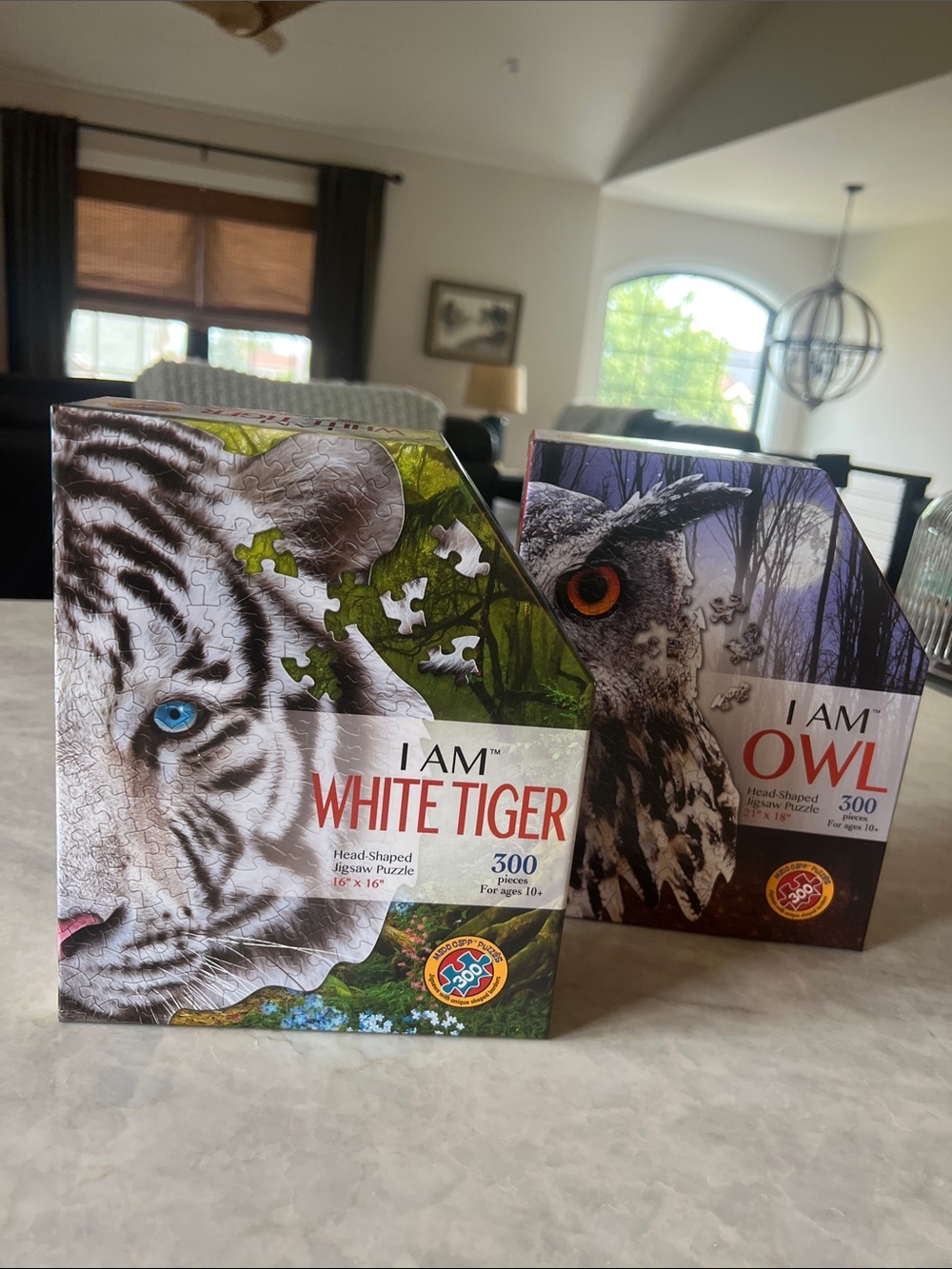 I AM WHITE TIGER 300-Piece Puzzle - White/Blue